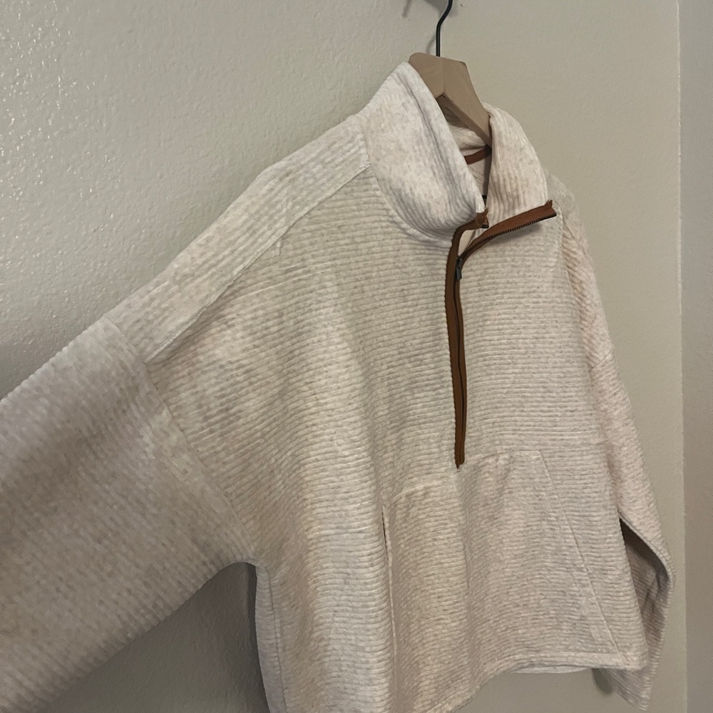 Thread & Supply Women’s Cream Half-Zip - Picture 2 of 10